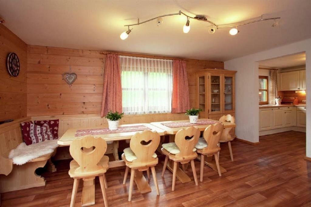 Haus Waldhof Apartment Brixen im Thale Bagian luar foto